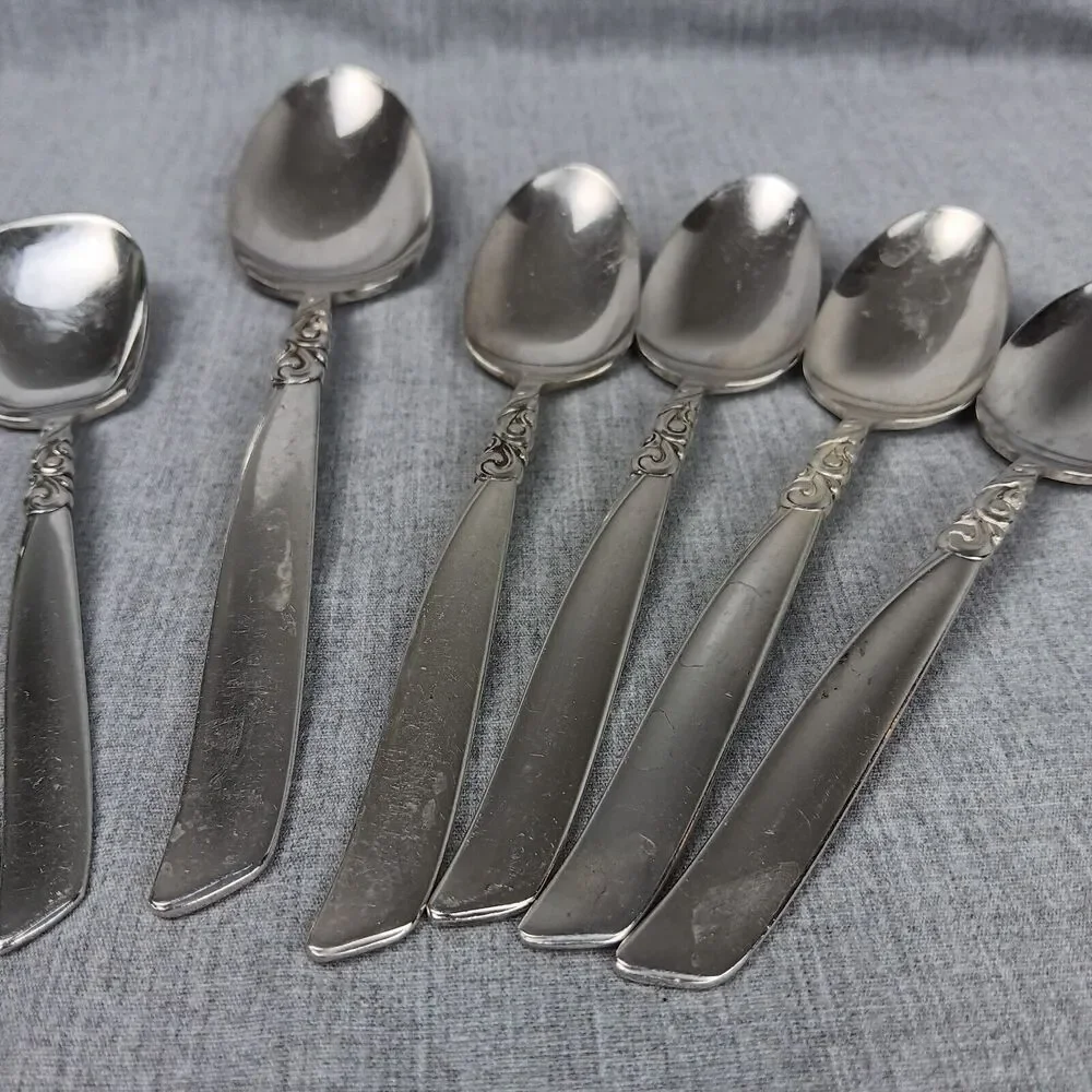 Community South Seas 8 Spoon Lot Mid Century Modern Replacements Pieces Bon Bon